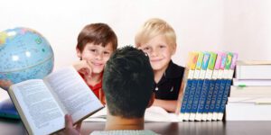 beneficios explicados del estilo de crianza positivo y cómo adaptarlo para usted