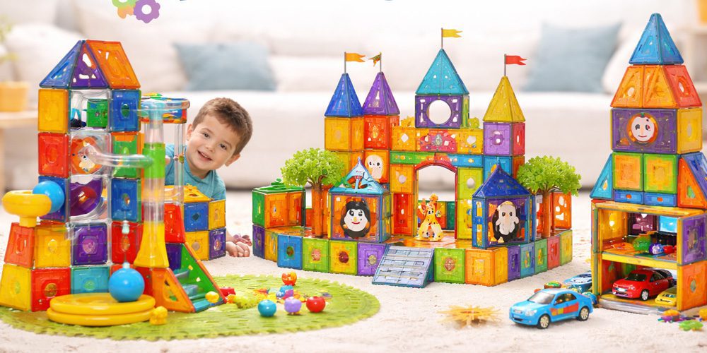 10 façons de construire avec des tuiles magnétiques