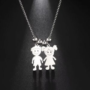 Heartbound Kids Name Necklace - Colgantes personalizados ni&ntilde;o y ni&ntilde;a para mam&aacute;s y abuelas<span> - </span>Plata, Chica